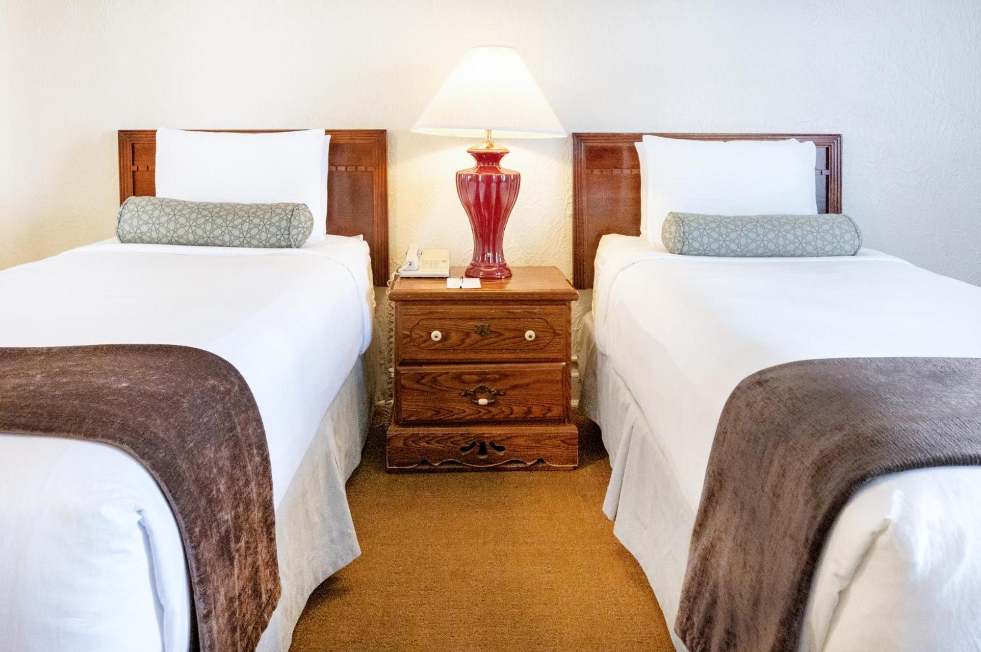 The Baroness Hotel Seattle Ngoại thất bức ảnh
