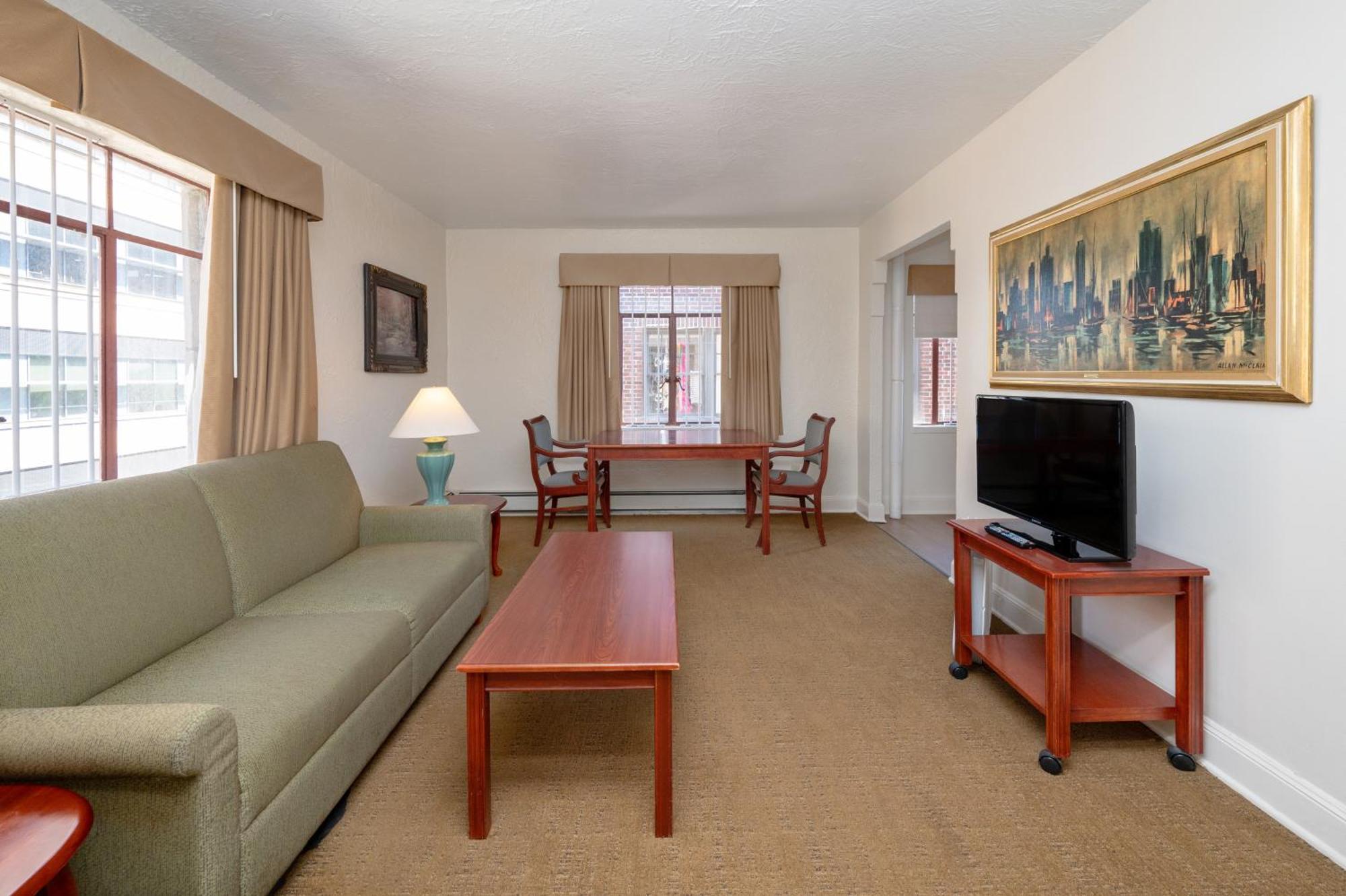 The Baroness Hotel Seattle Ngoại thất bức ảnh